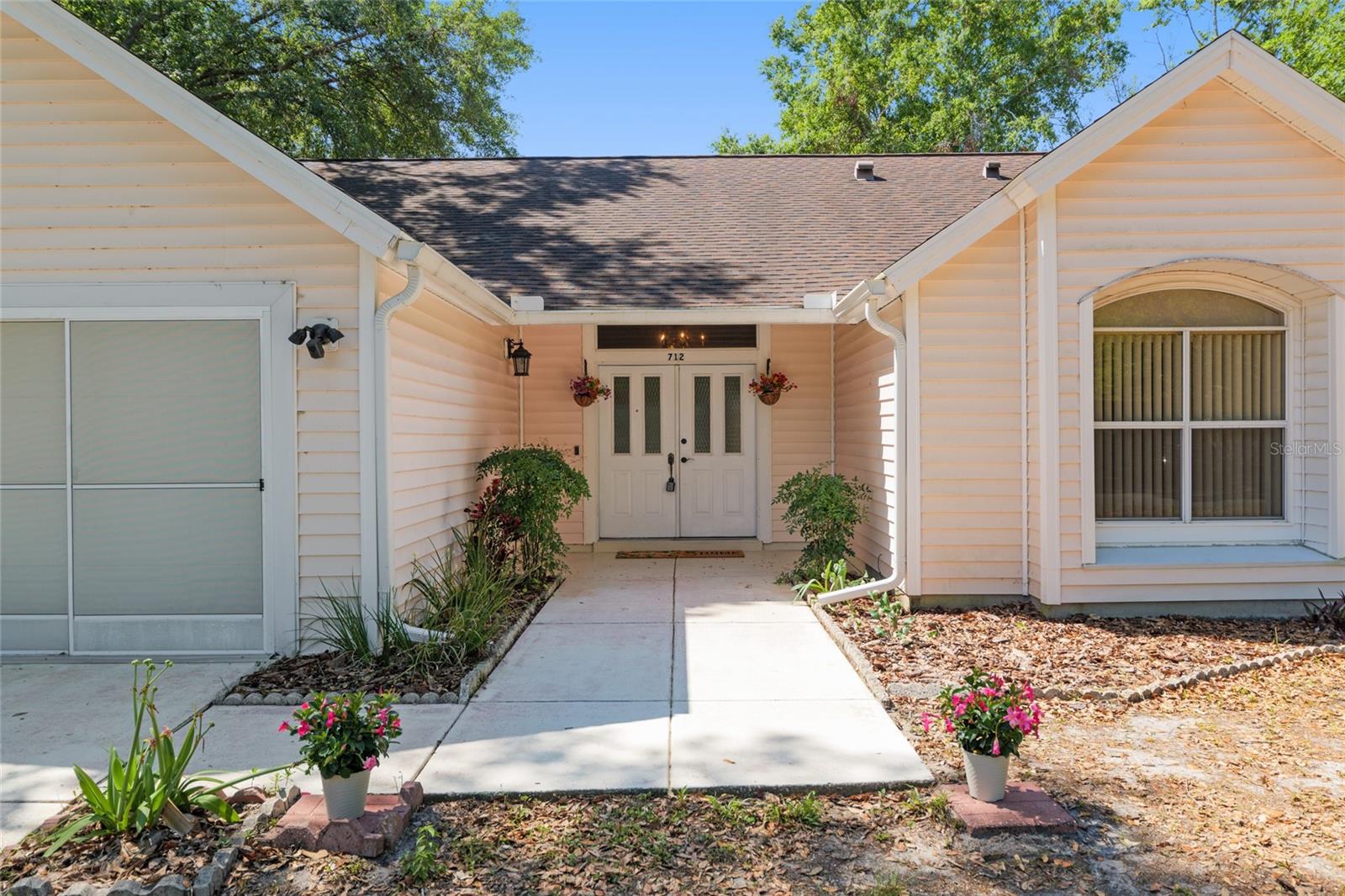 712 HARPER PLACE