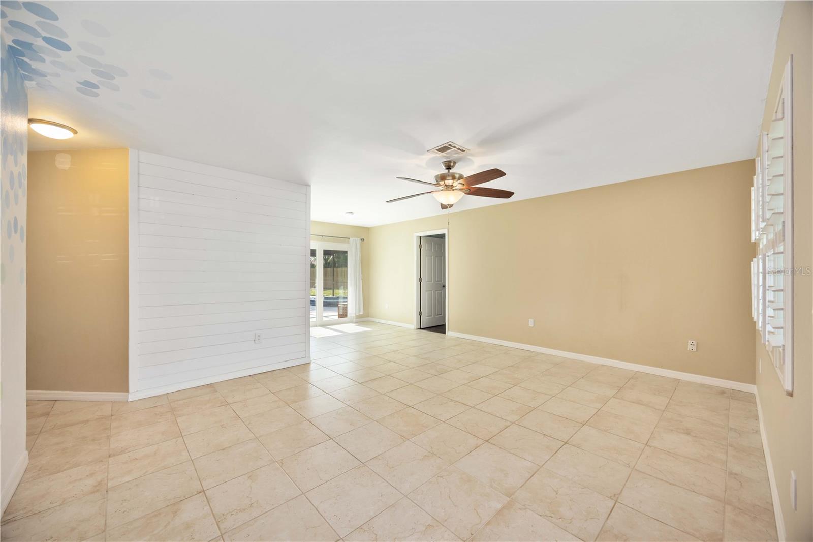 PALMA SOLA - Residential