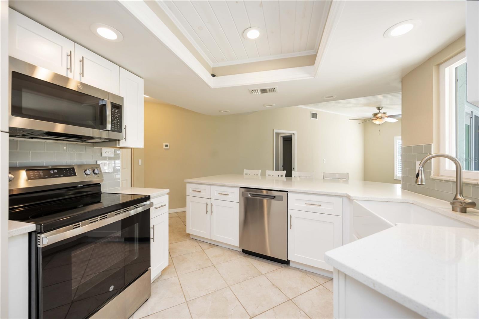 PALMA SOLA - Residential