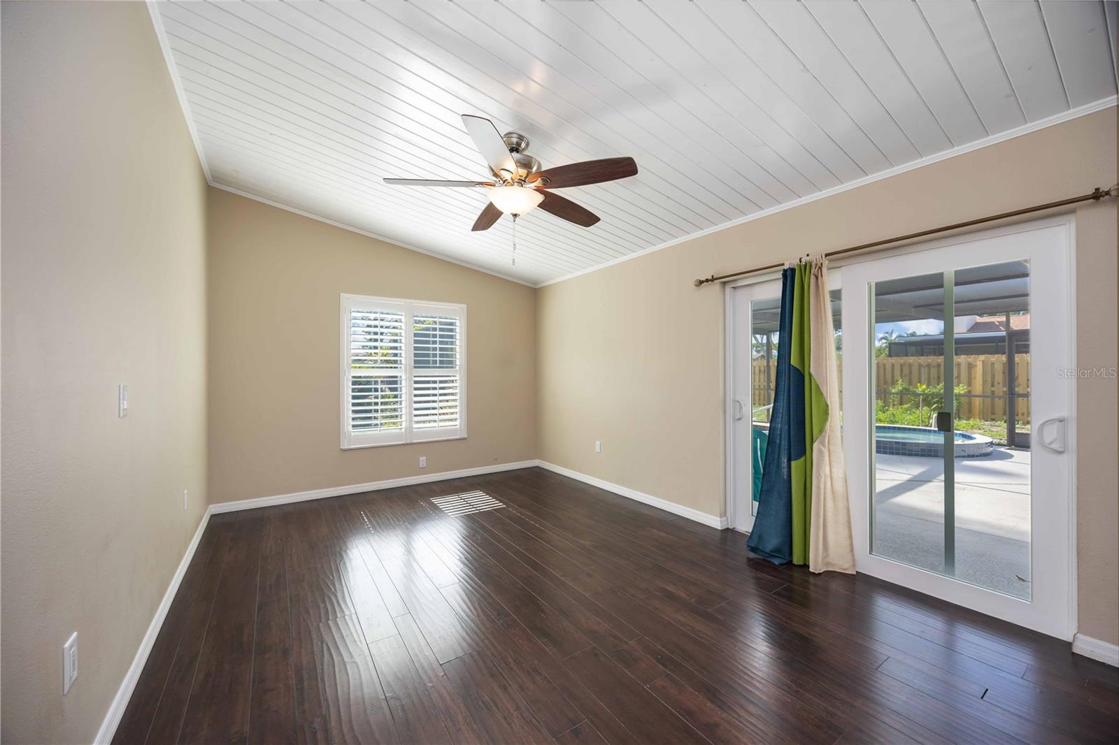 PALMA SOLA - Residential