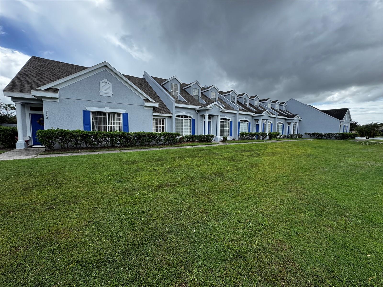 2082 ISLAND WALK DRIVE