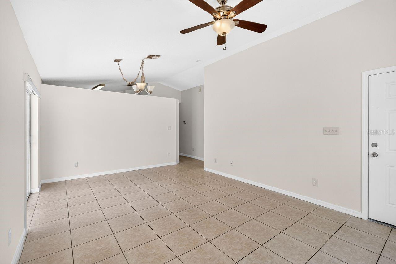 2382 HARBOR TOWN DRIVE