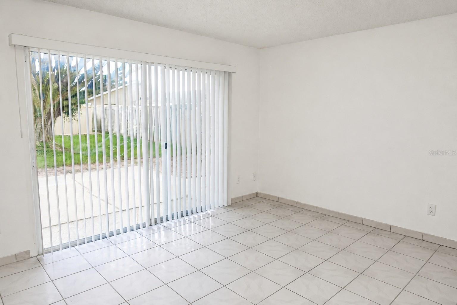1143 TIMBERBEND CIRCLE