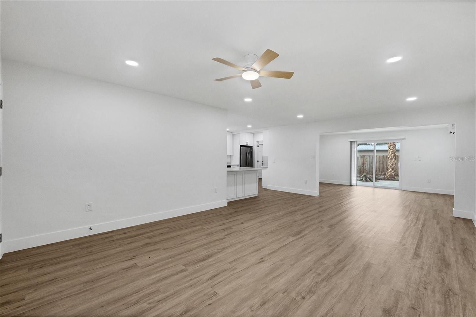 KENSINGTON PARK - Residential