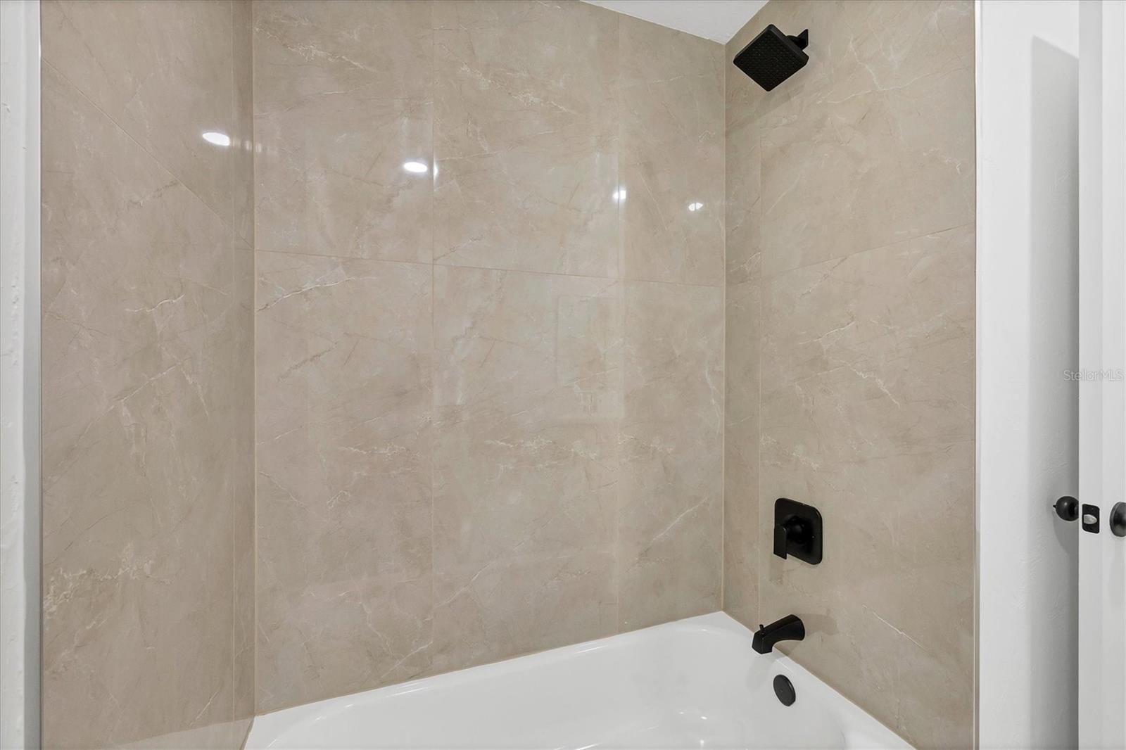 KENSINGTON PARK - Residential