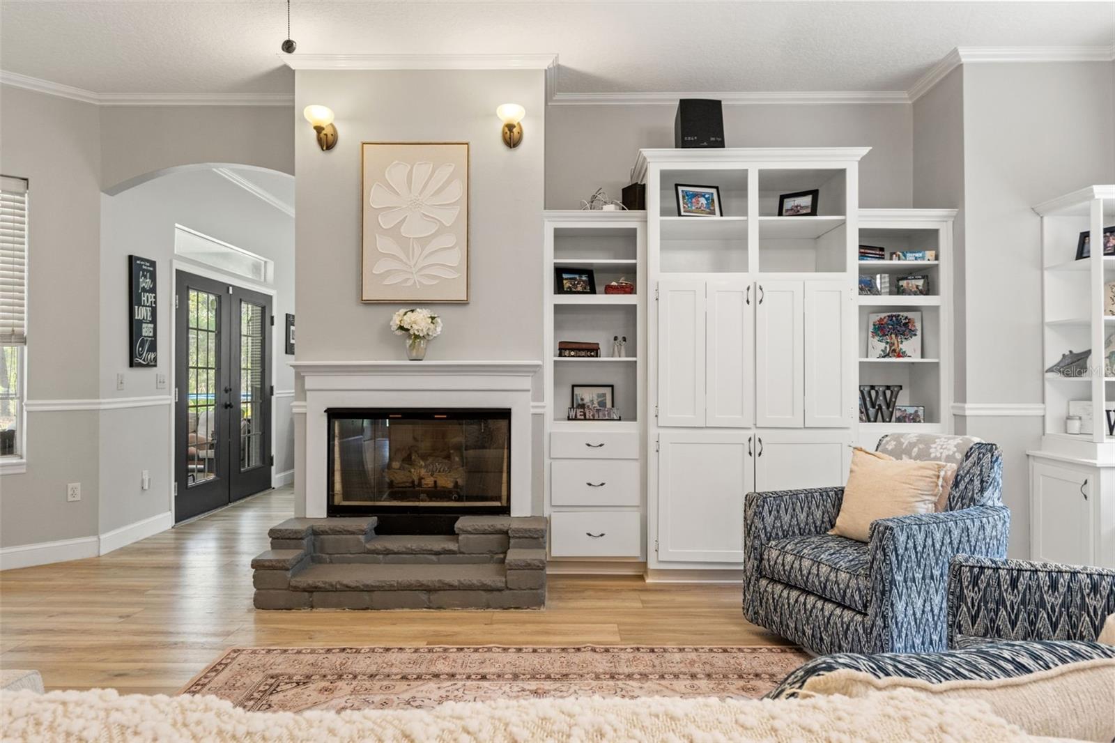 ROYAL HIGHLANDS - Residential