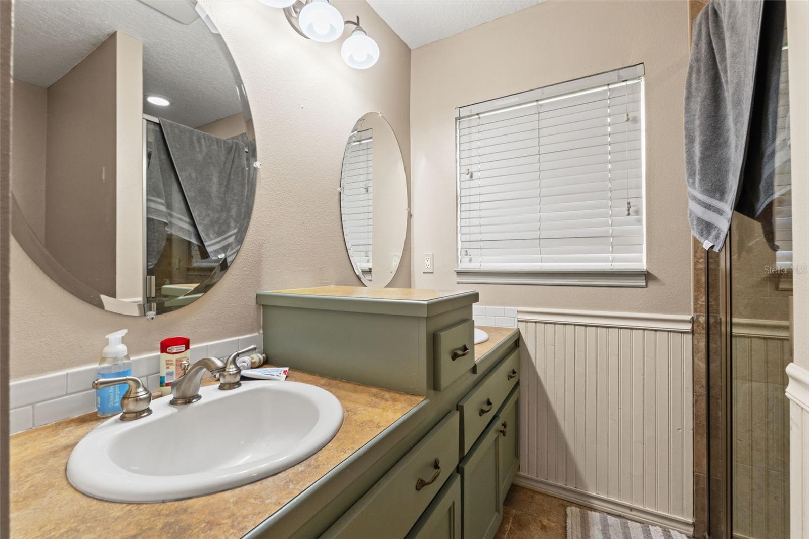 ROYAL HIGHLANDS - Residential