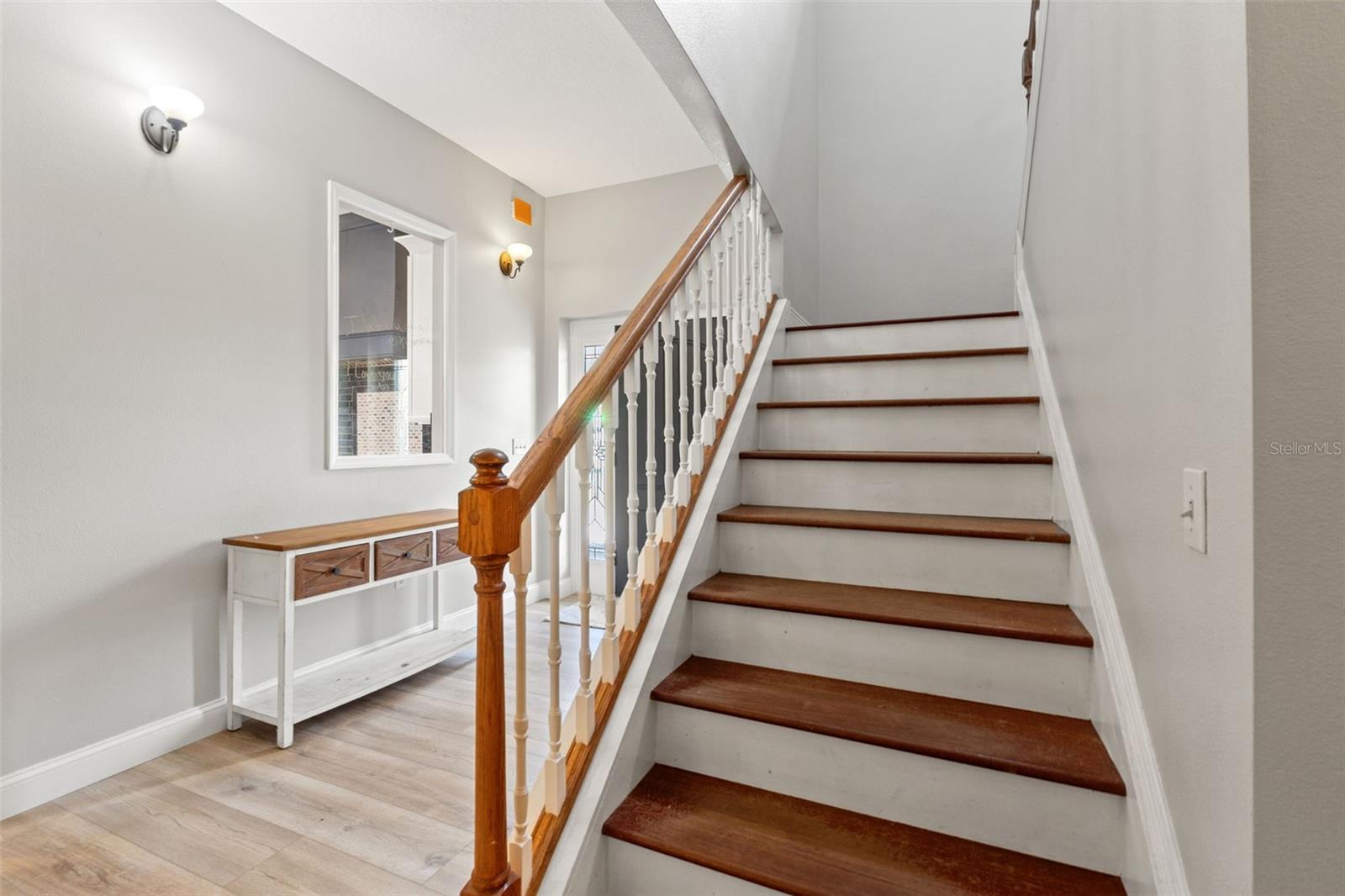 ROYAL HIGHLANDS - Residential