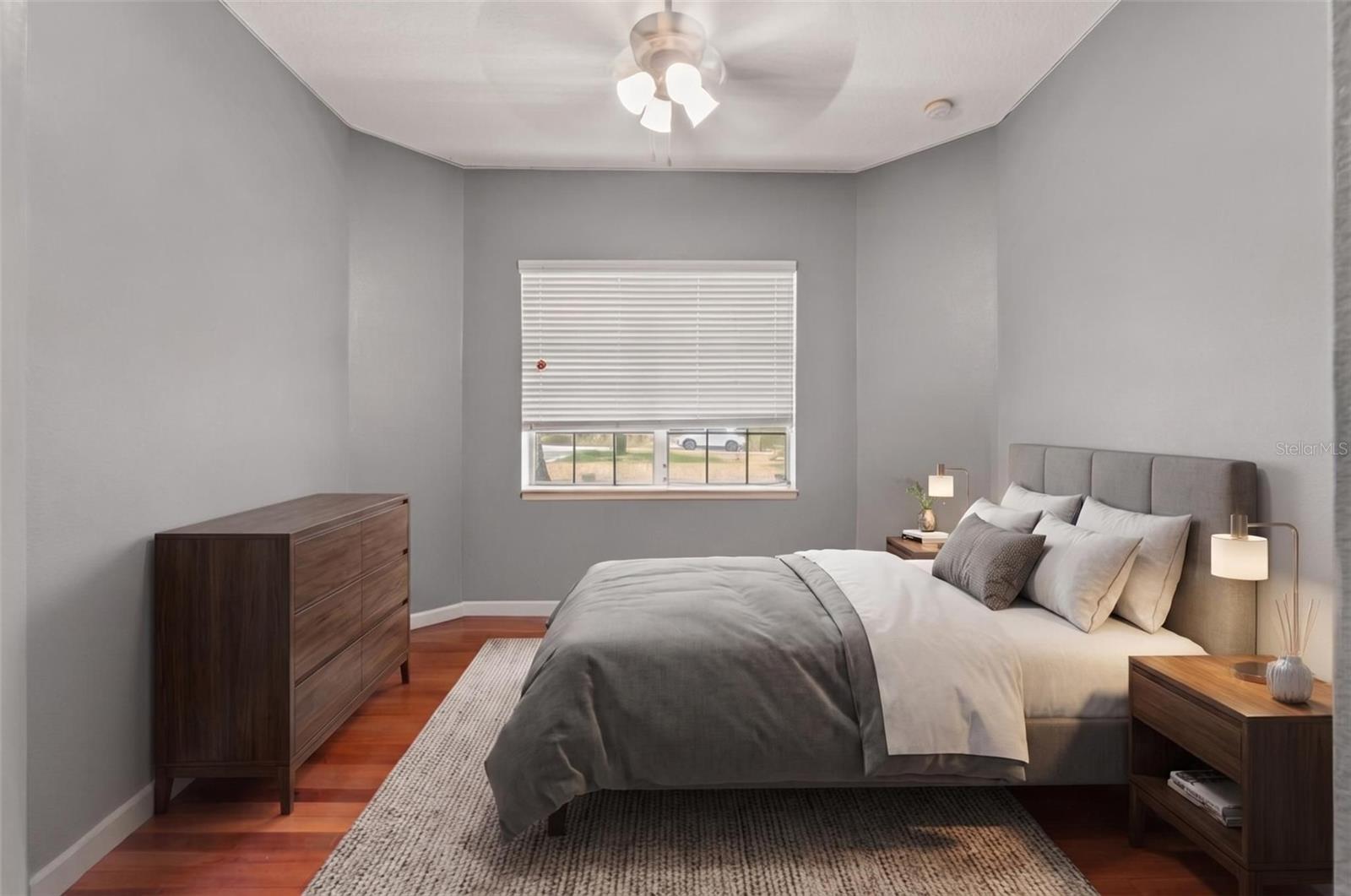 ROYAL HIGHLANDS - Residential