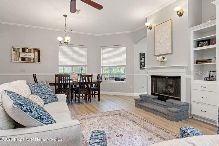 ROYAL HIGHLANDS - Residential