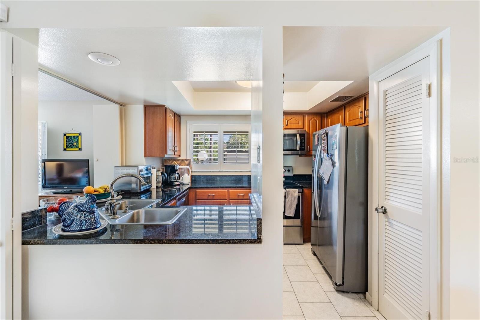 LAKE TARPON SAIL & TENNIS CLUB - Residential Lease