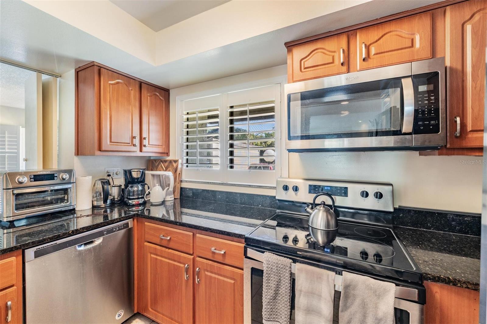 LAKE TARPON SAIL & TENNIS CLUB - Residential Lease