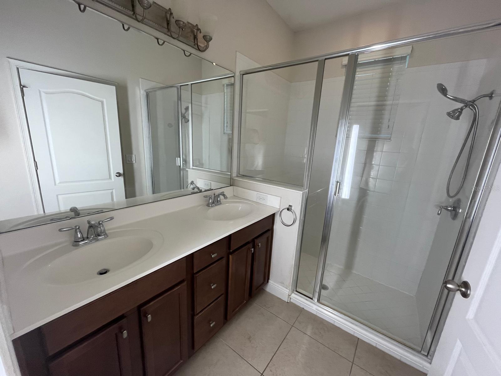 CARRINGTON - Residential Lease