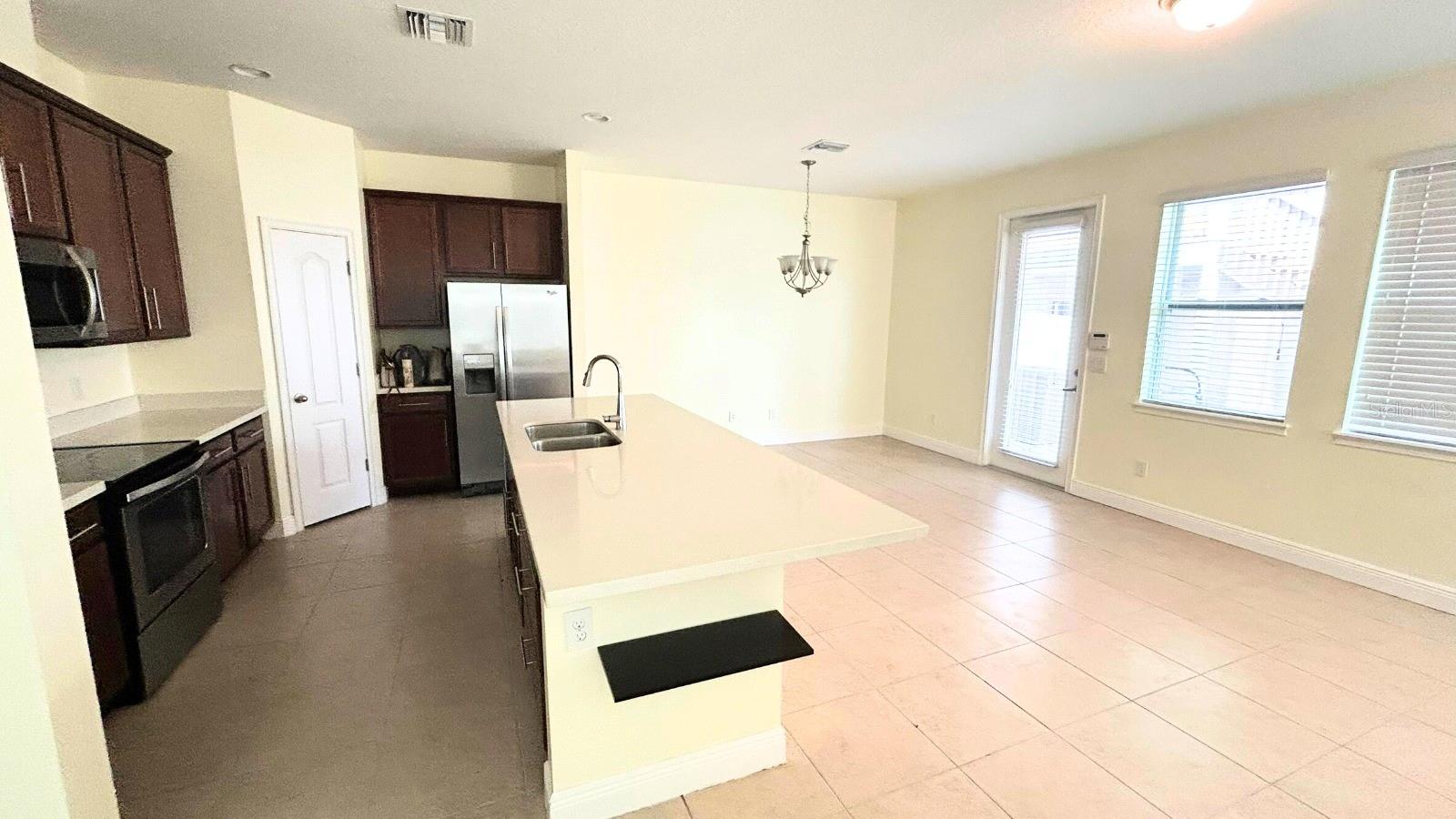CARRINGTON - Residential Lease