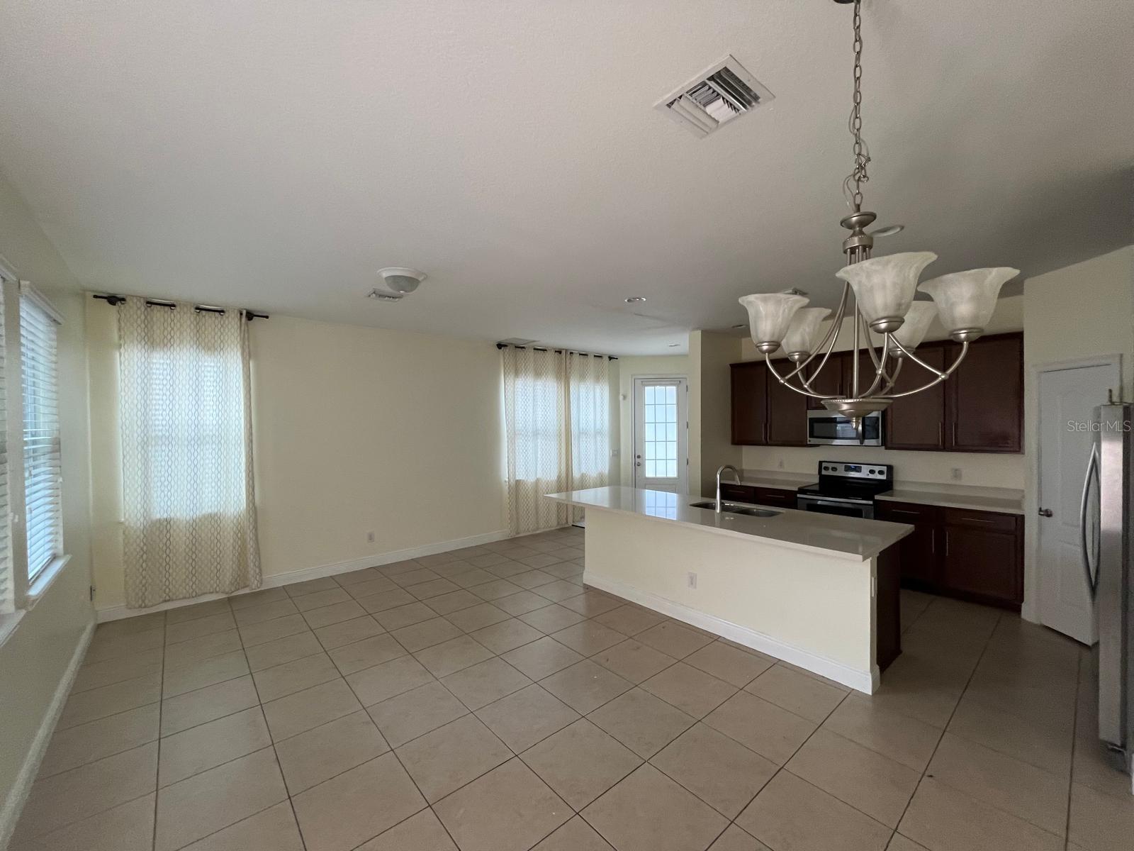 CARRINGTON - Residential Lease