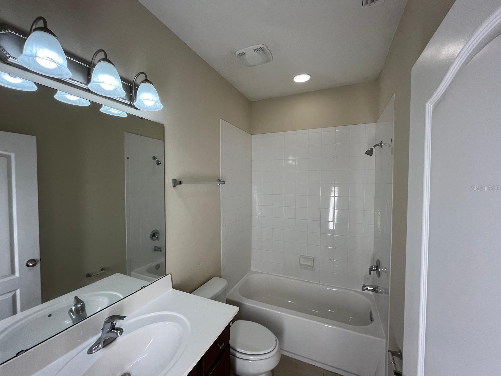 CARRINGTON - Residential Lease
