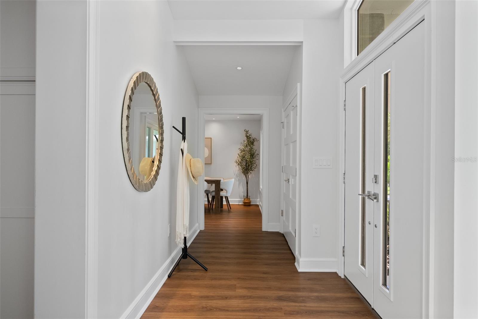 DAVIS ISLANDS PB10 PG52 TO 57 - Residential