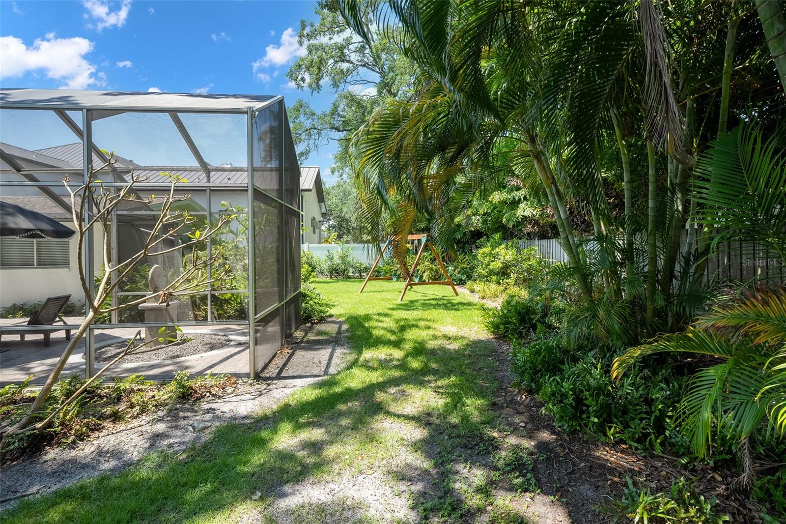 DAVIS ISLANDS PB10 PG52 TO 57 - Residential