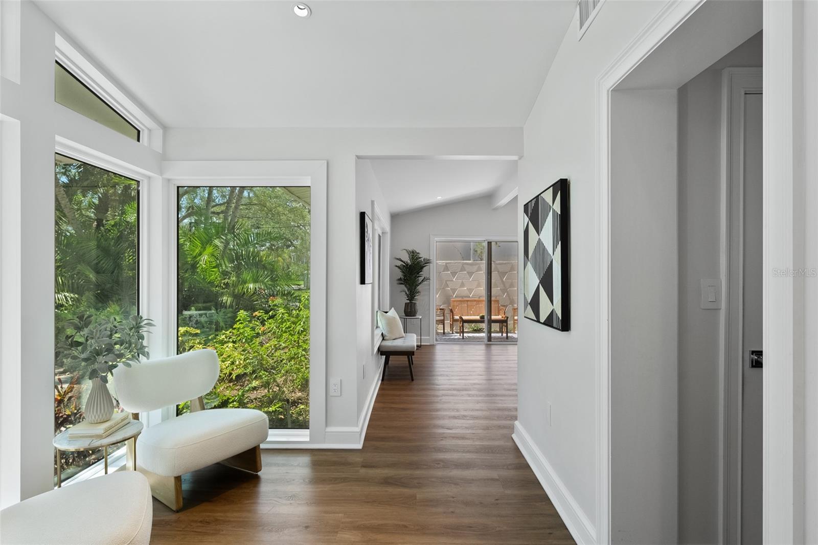 DAVIS ISLANDS PB10 PG52 TO 57 - Residential