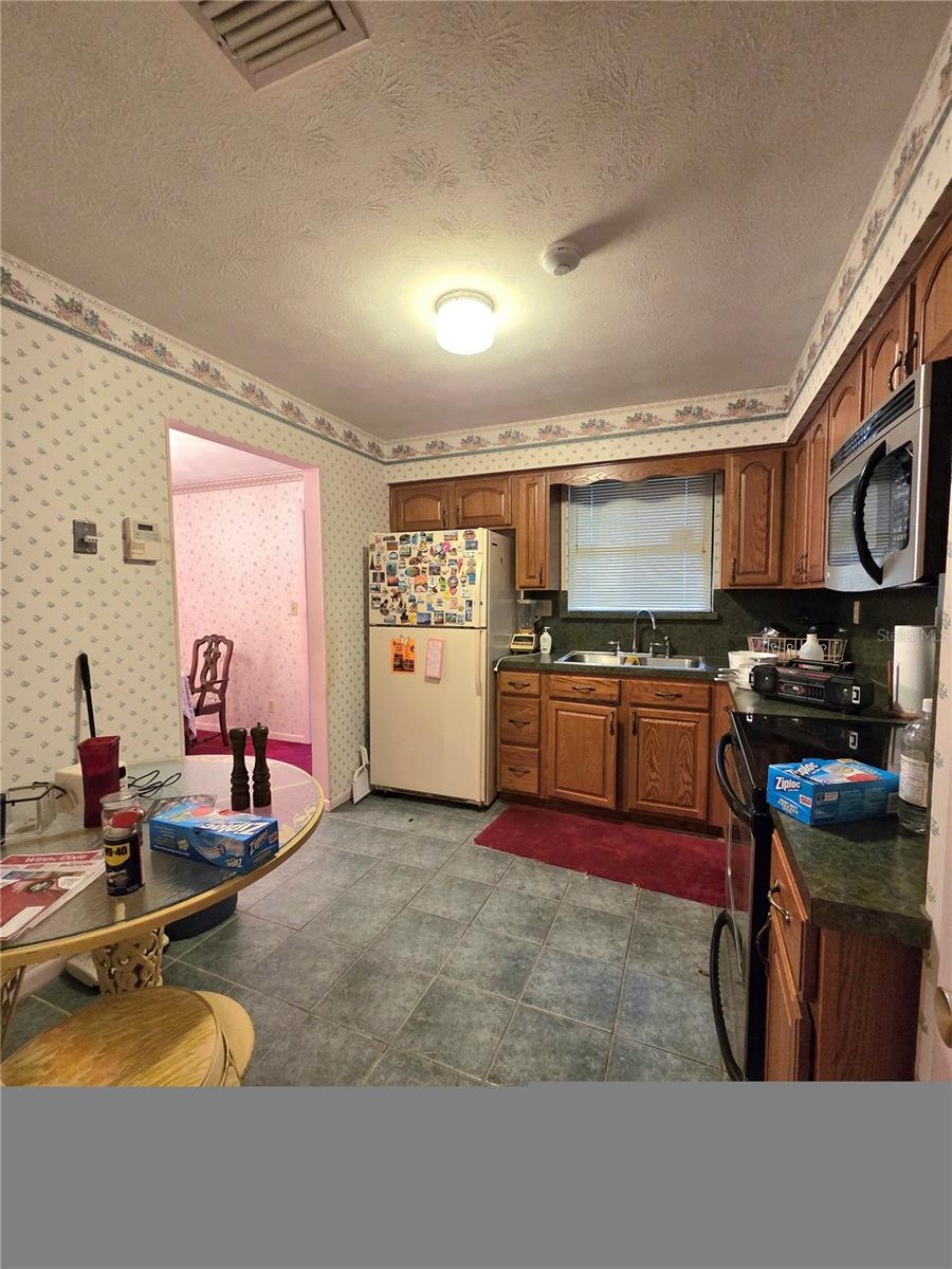 QUEEN AKERS UNIT 08A - Residential