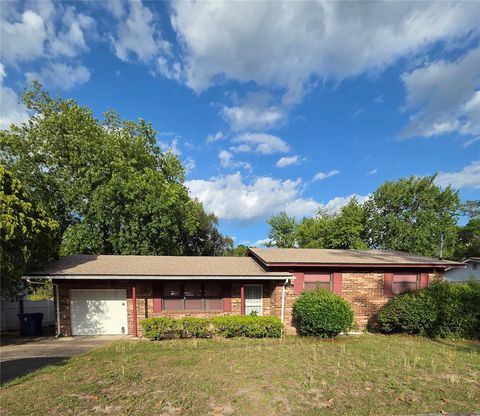 Photo of 843 Brookview Drive N, Jacksonville, FL 32225 (MLS # TB8506701)