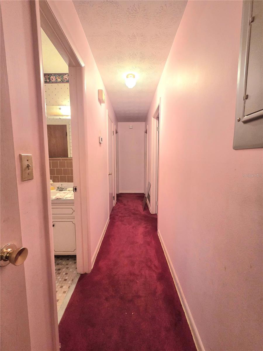QUEEN AKERS UNIT 08A - Residential