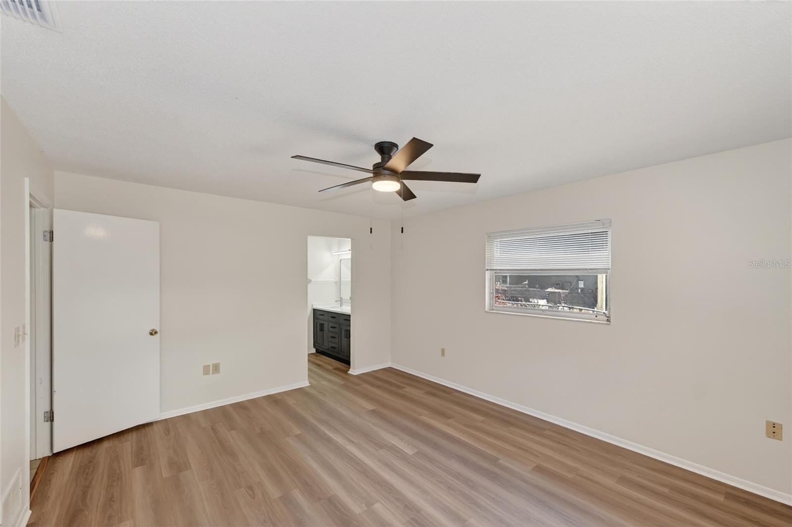 2508 CARDWELL WAY