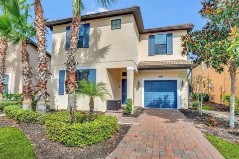 Photo of 5504 Solterra Circle, Davenport, FL 33837 (MLS # O6448631)