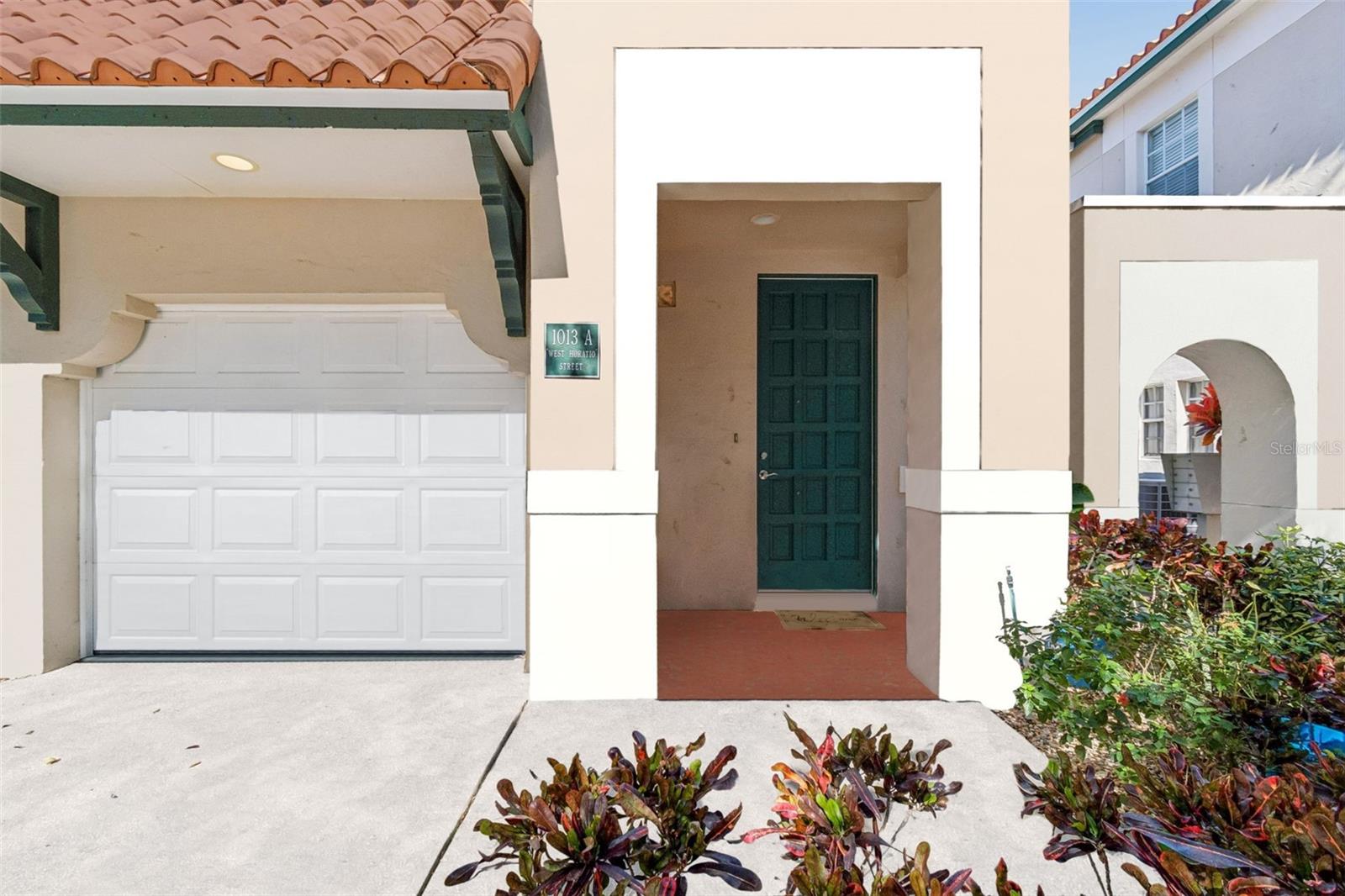 1013 W HORATIO STREET A