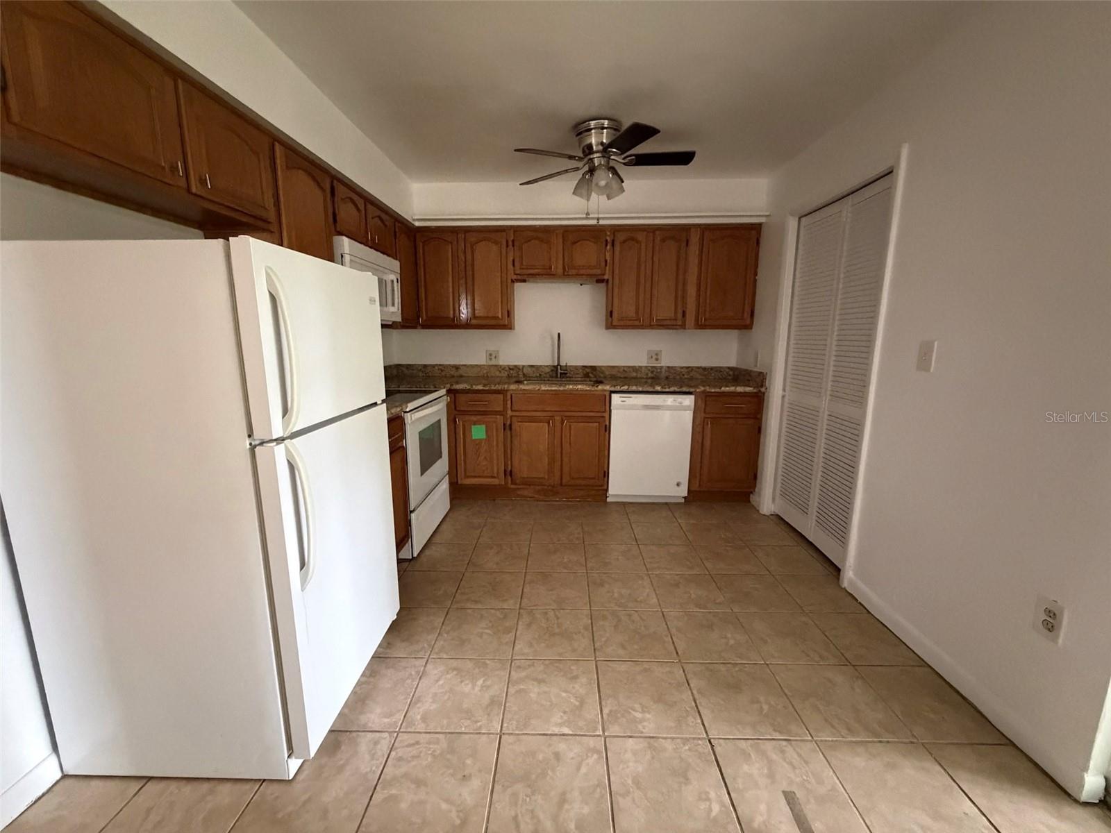 1048 SW 6TH DRIVE B