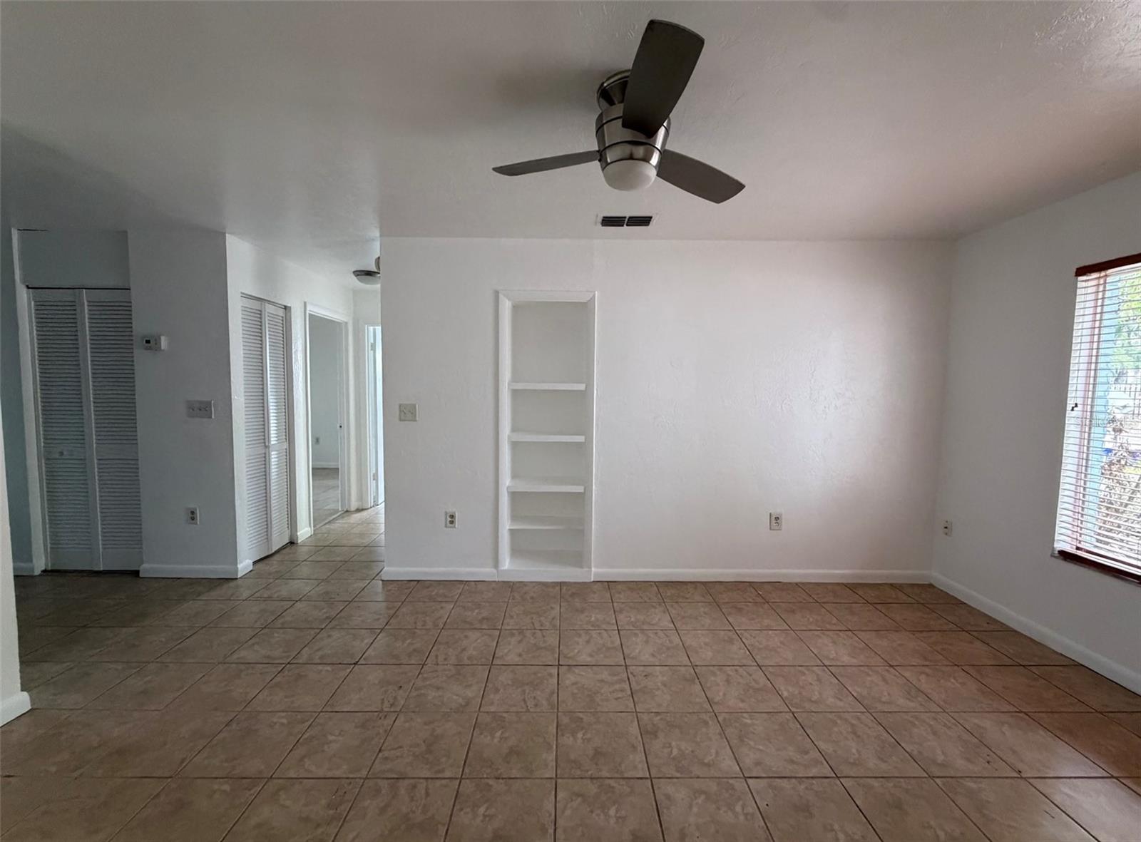 1048 SW 6TH DRIVE B