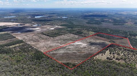 Tiny photo for 216 NE 85th Ave Rd, Citra, FL 32113 (MLS # OM715229)