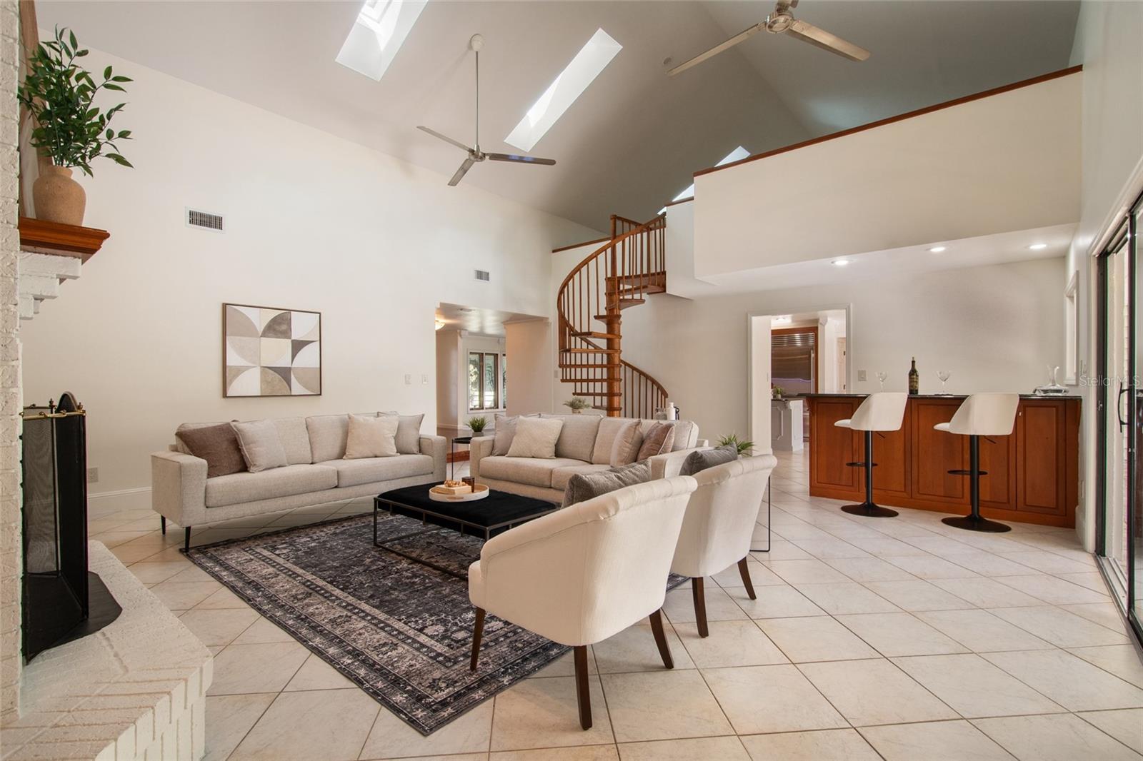 BUTLER BAY - Residential