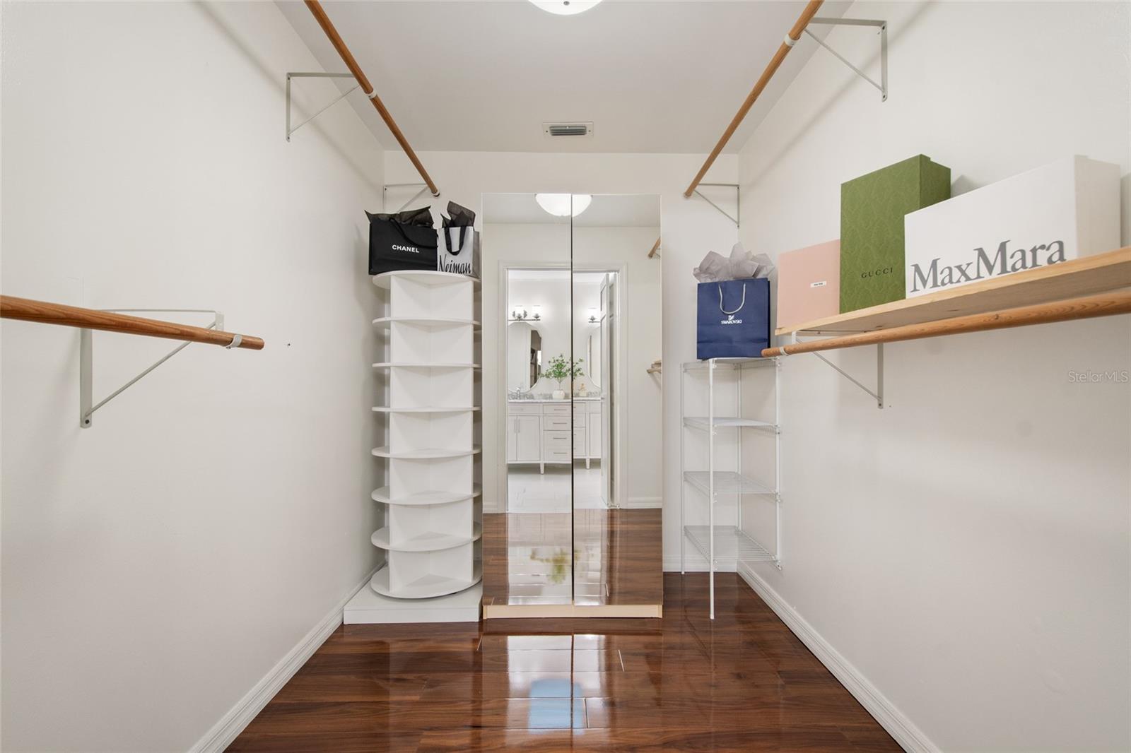 BUTLER BAY - Residential