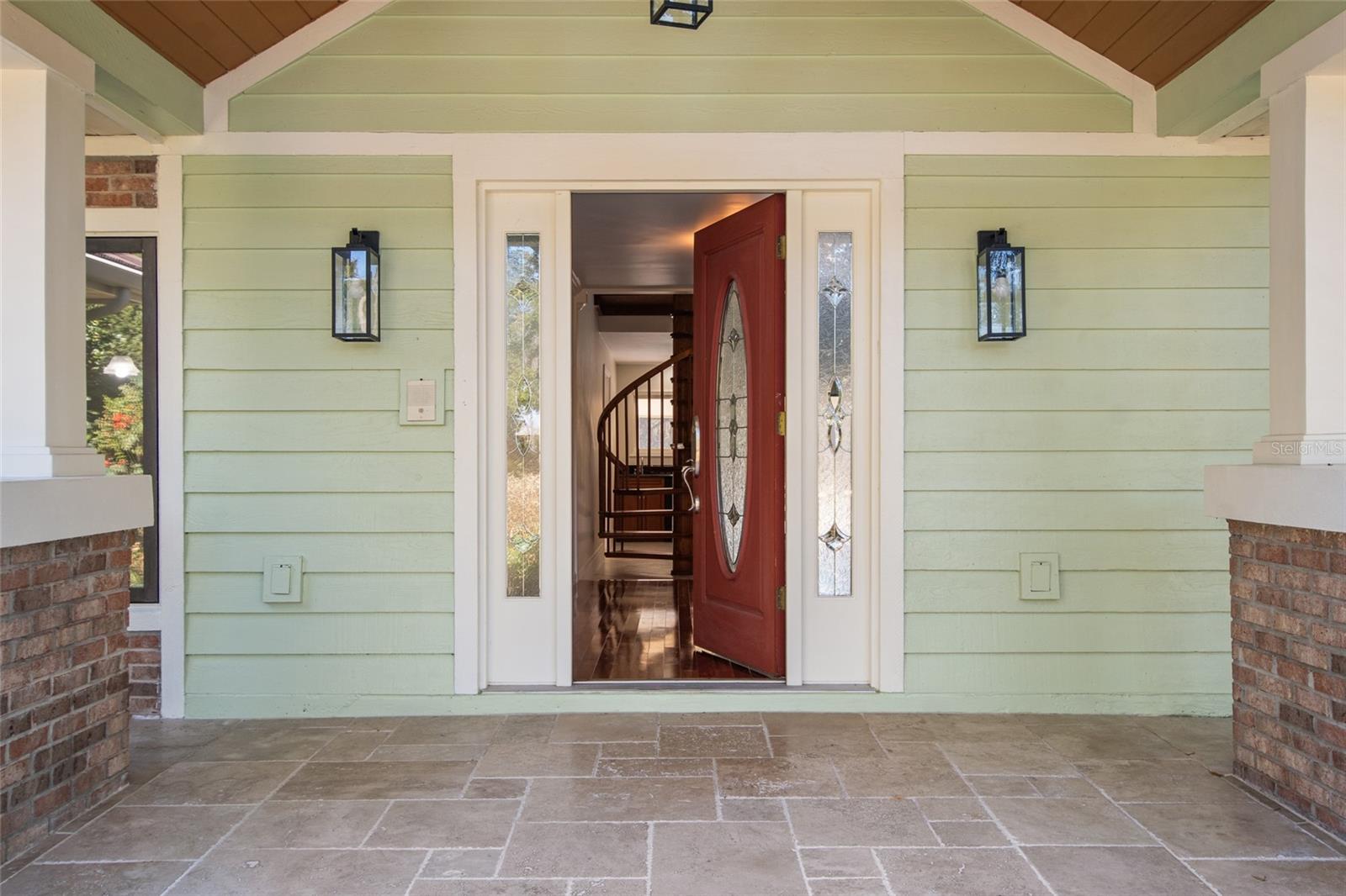 2931 SUNBITTERN COURT