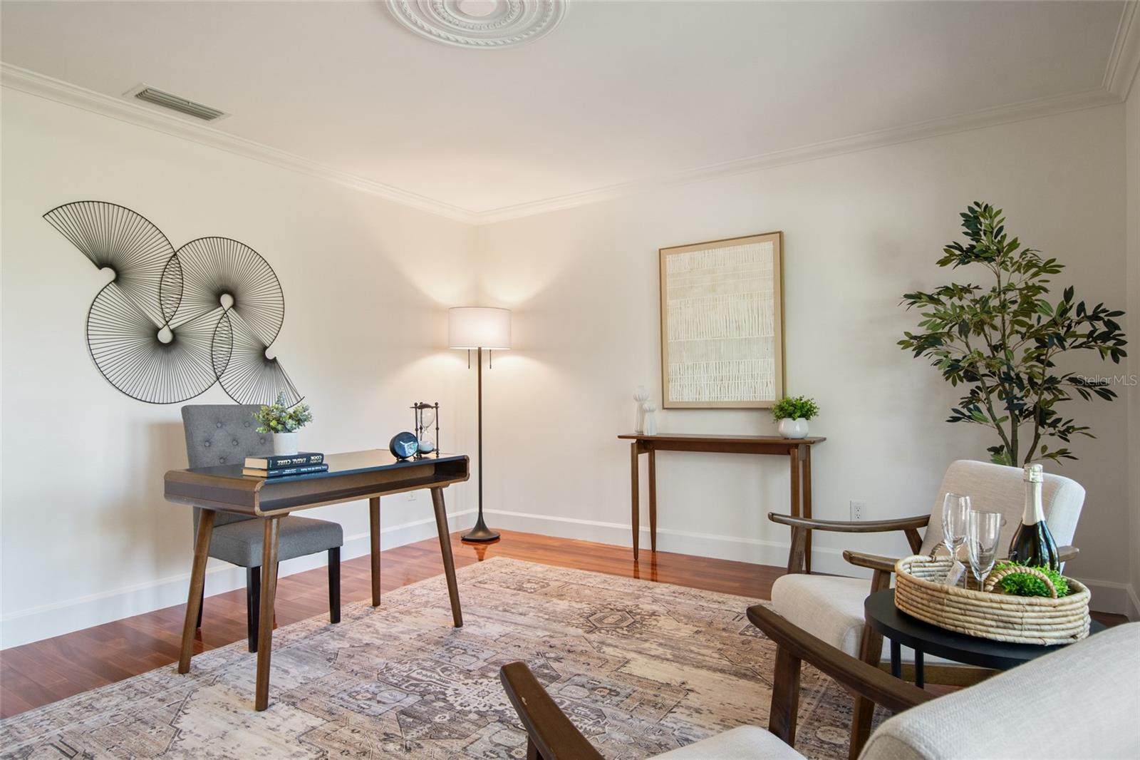 BUTLER BAY - Residential