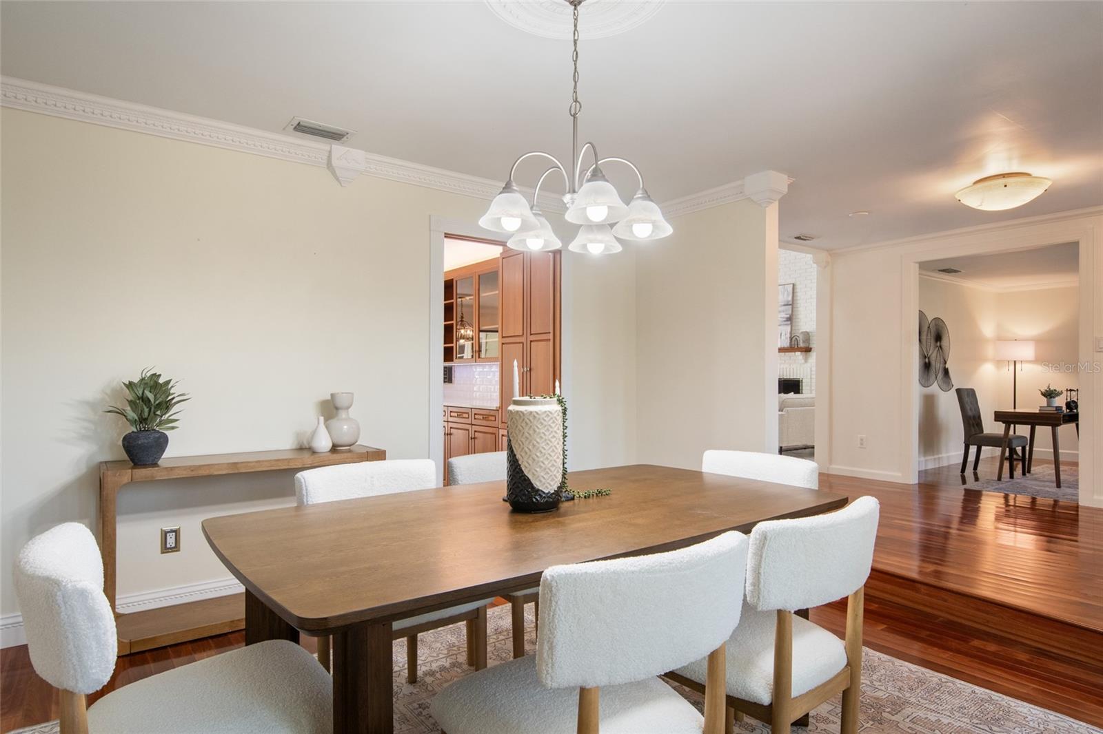 BUTLER BAY - Residential