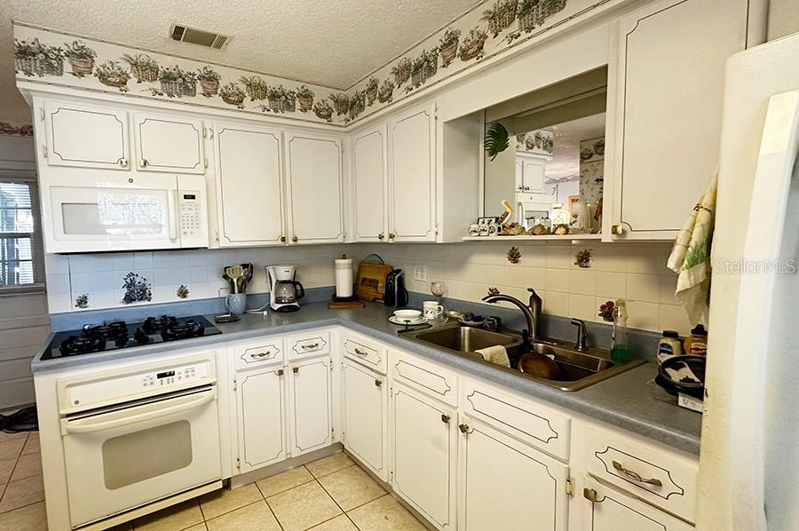 SPRINGWOOD VILLAS I - Residential