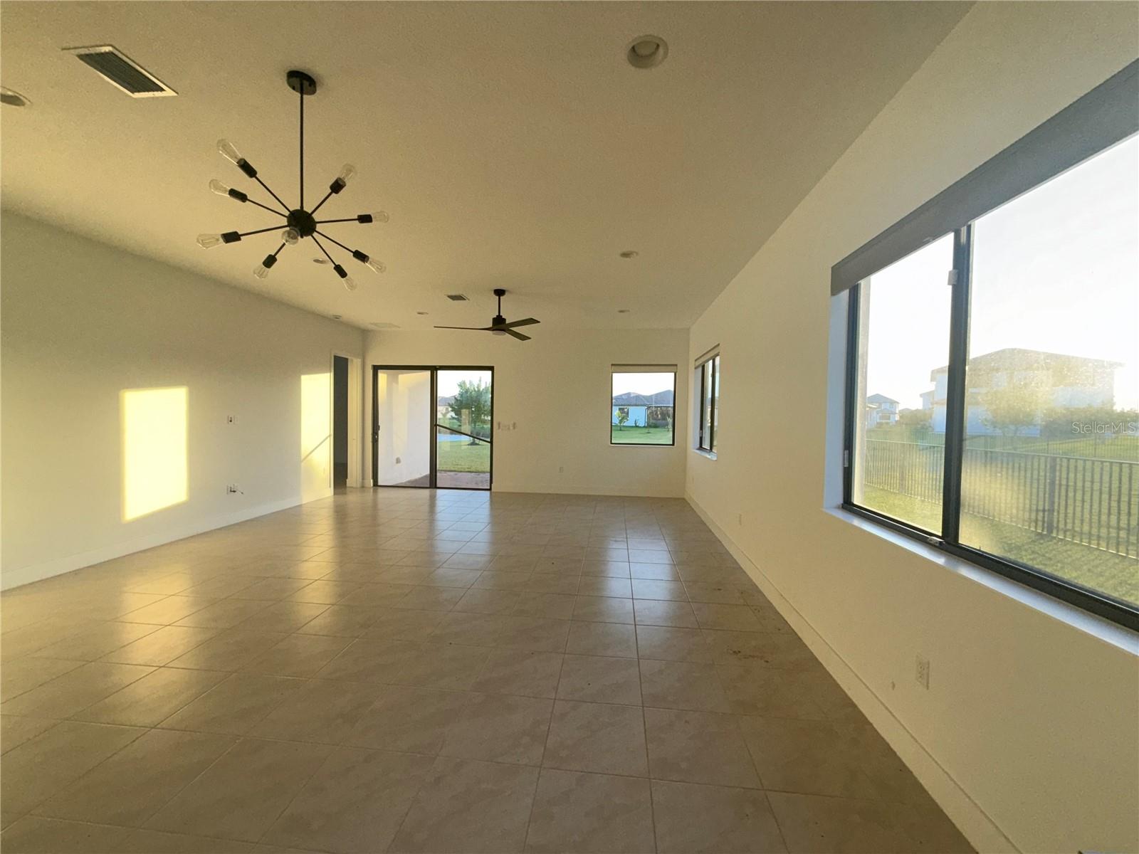 AVE MARIA - Residential