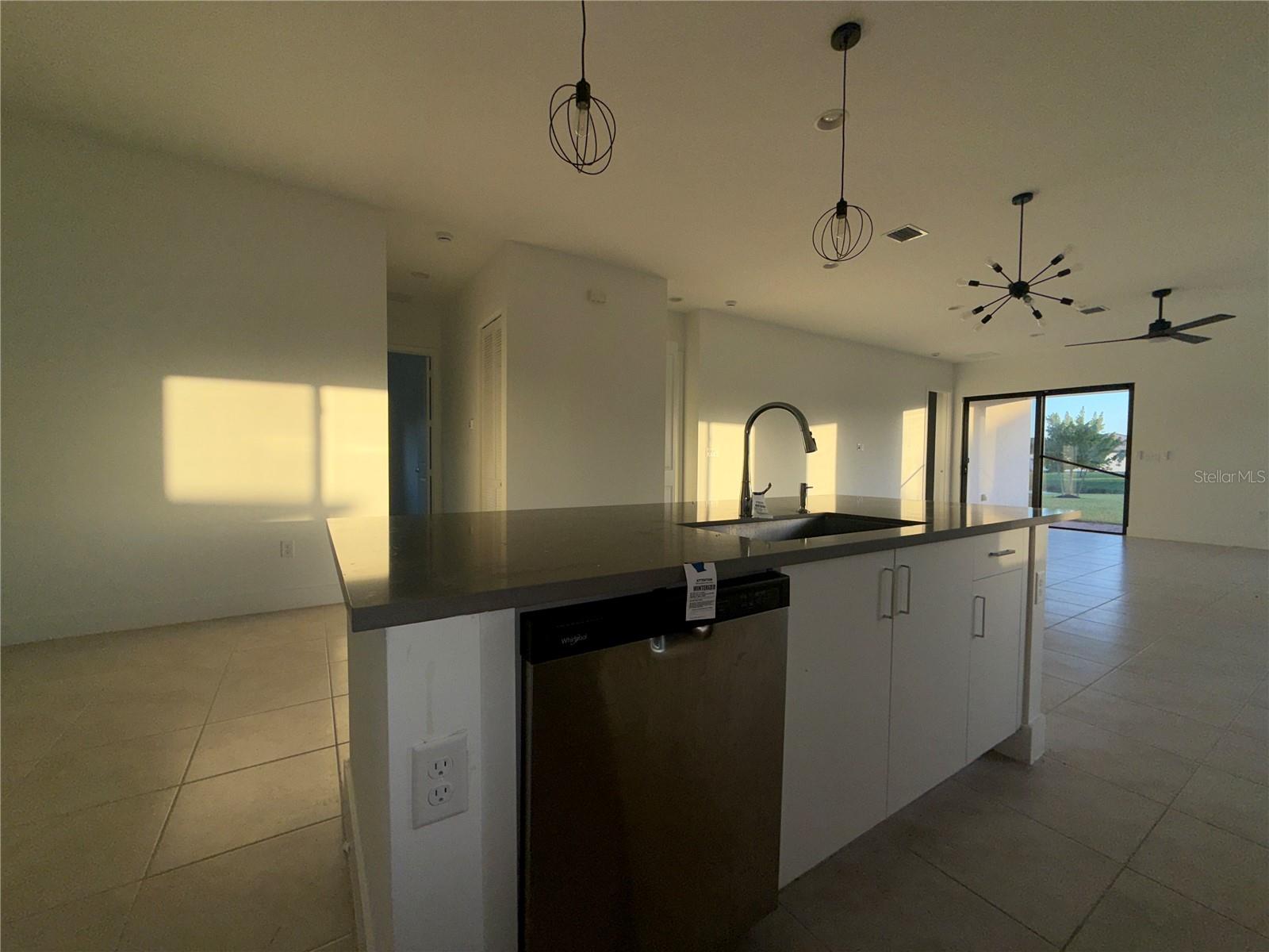 AVE MARIA - Residential