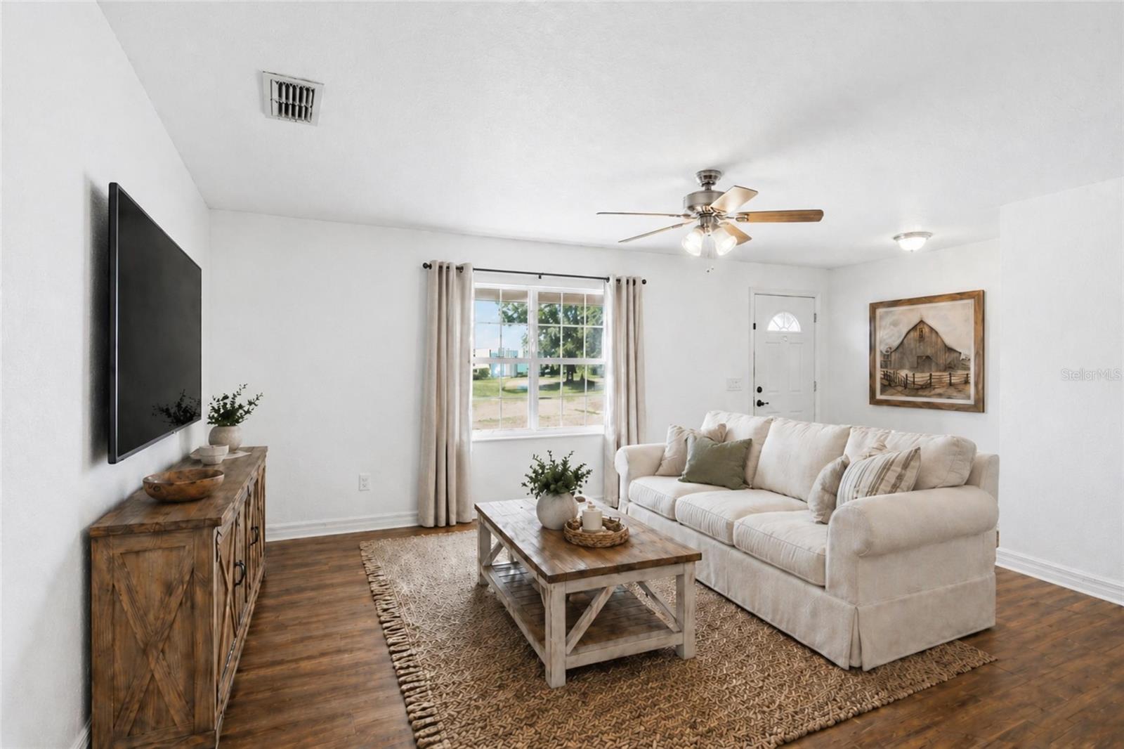 JUMPERS POINT - Residential