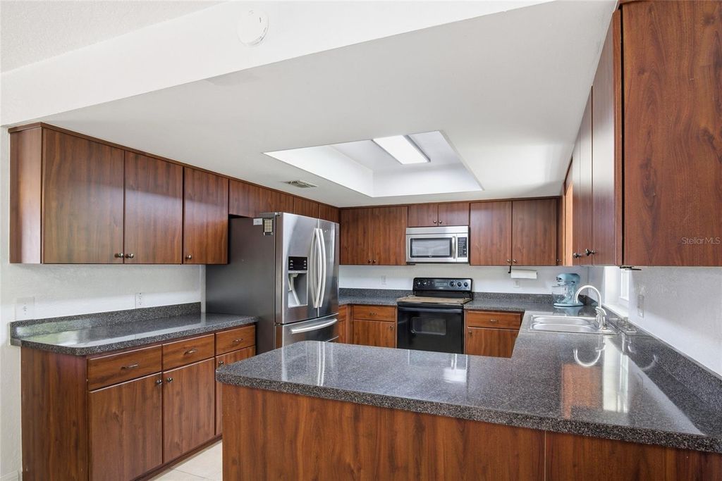 Photo of 212 S Jumper Drive S, Bushnell, FL 33513 (MLS # G5111781)