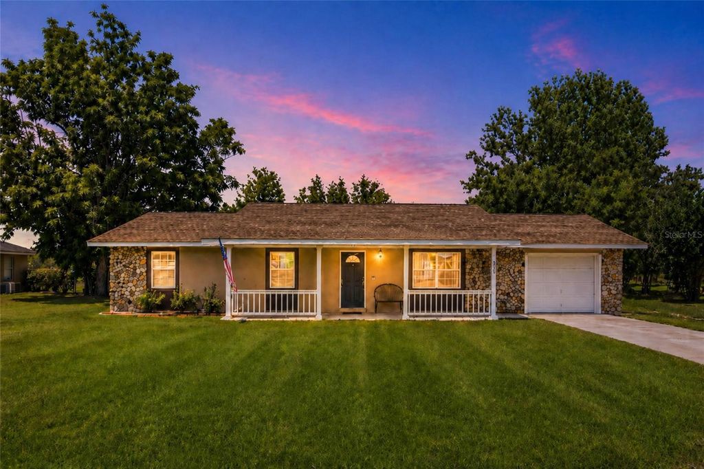 Photo of 212 S Jumper Drive S, Bushnell, FL 33513 (MLS # G5111781)