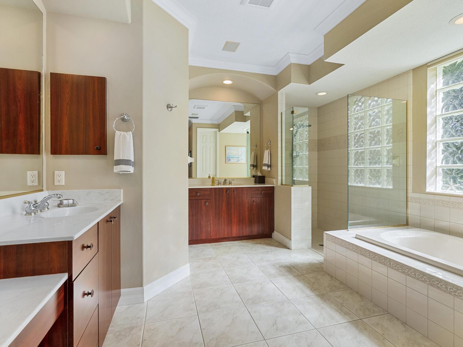 RIVERWALK RIDGE - Residential