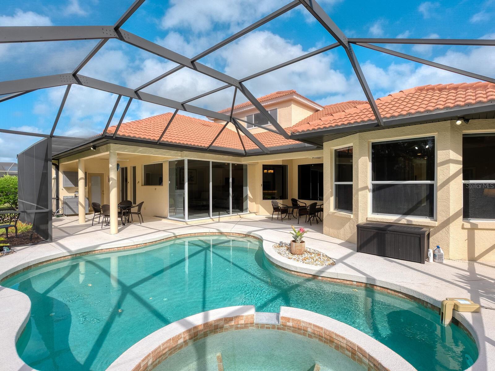 RIVERWALK RIDGE - Residential