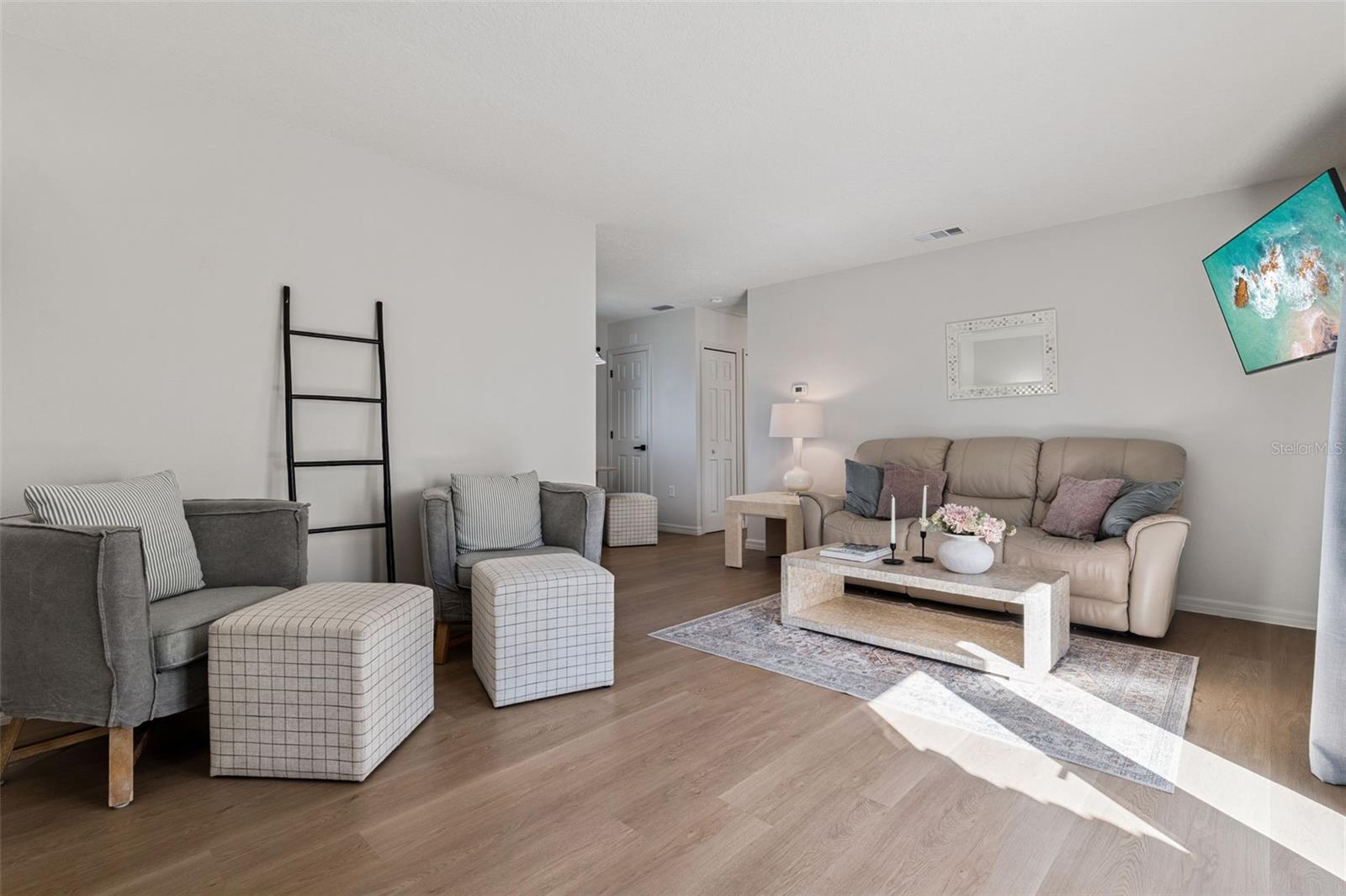 INDIAN RIDGE - Residential