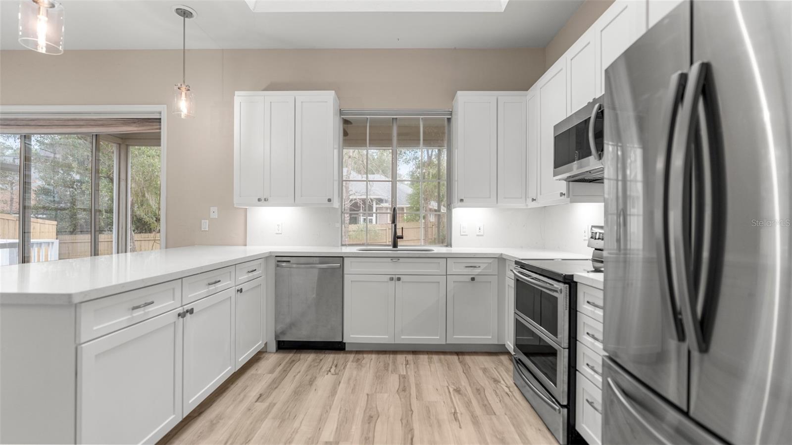 HP/HAMPSTEAD PK33,25-40,65-9 - Residential