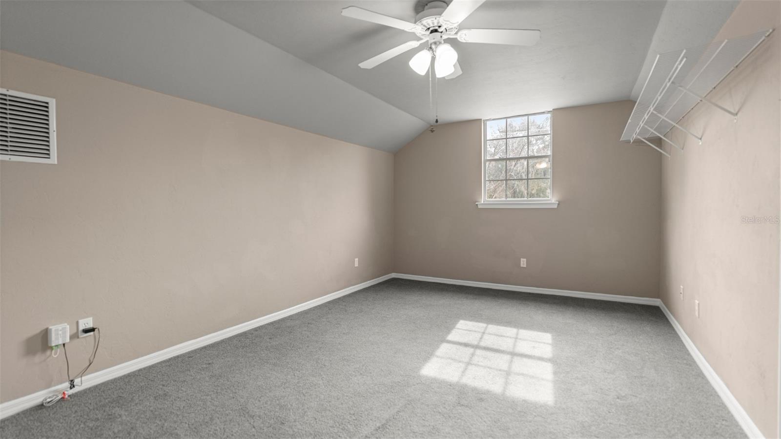 HP/HAMPSTEAD PK33,25-40,65-9 - Residential