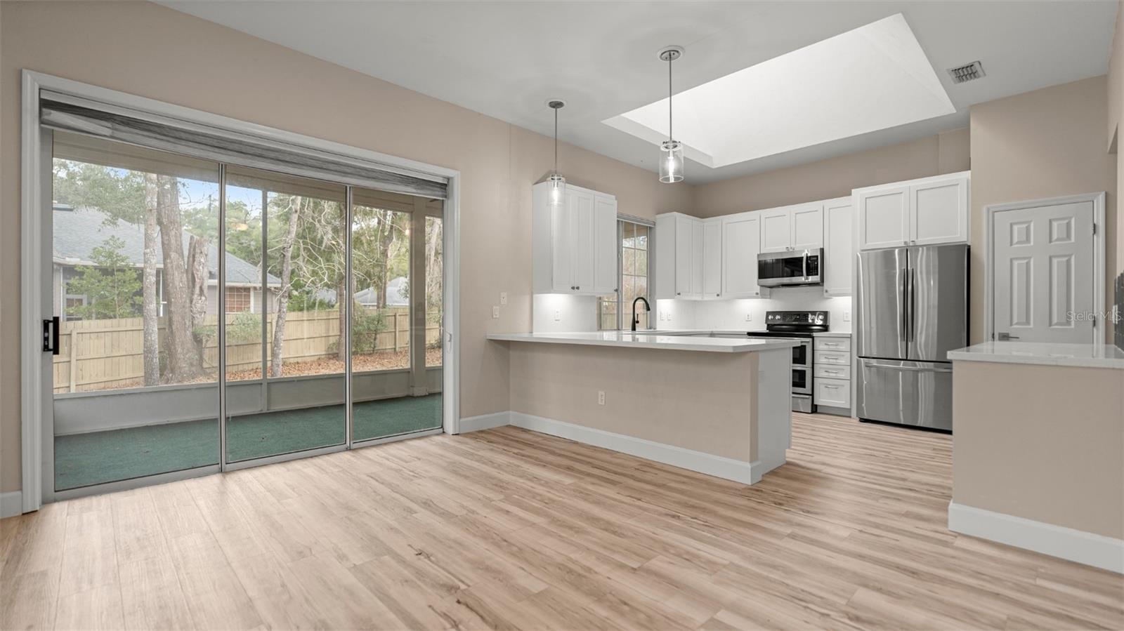 HP/HAMPSTEAD PK33,25-40,65-9 - Residential