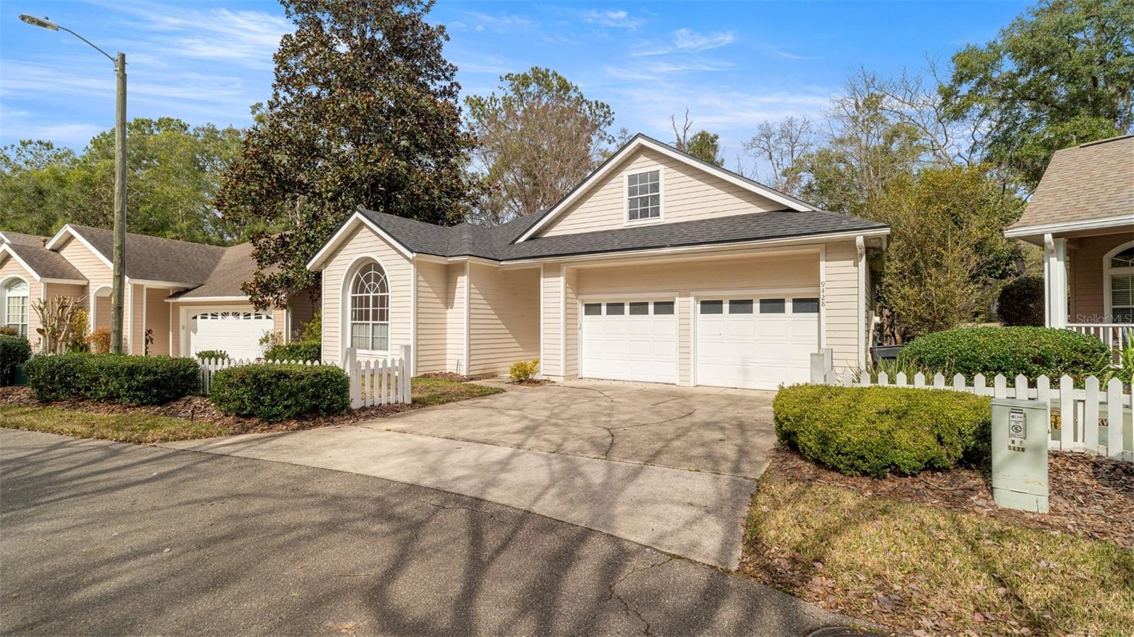 HP/HAMPSTEAD PK33,25-40,65-9 - Residential